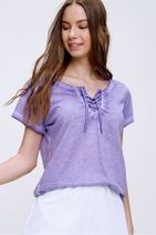 Trend Alaçatı Stili Kadın Mor Kuş Gözlü Yakası Bağcıklı Yıkamalı T-Shirt MDA-1127 - 3