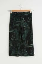 LC Waikiki Your Fashion Style'dan Kadın Yeşil Beli Capri Lastikli Standart Fit Desenli Baskılı Basic - 2