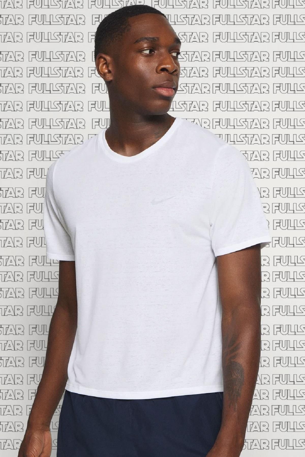 White nike store miler t shirt