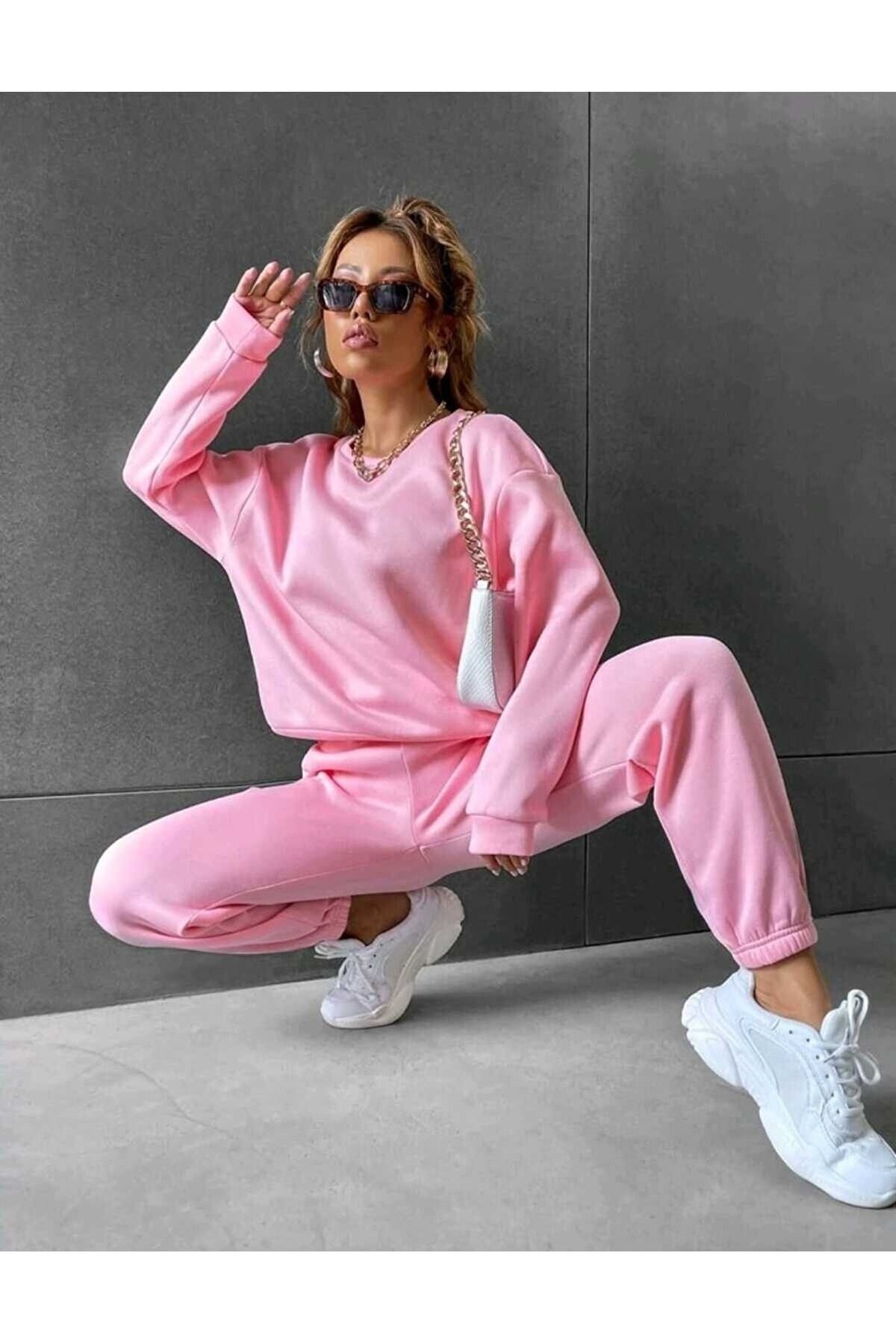 Winter shop tracksuit womens