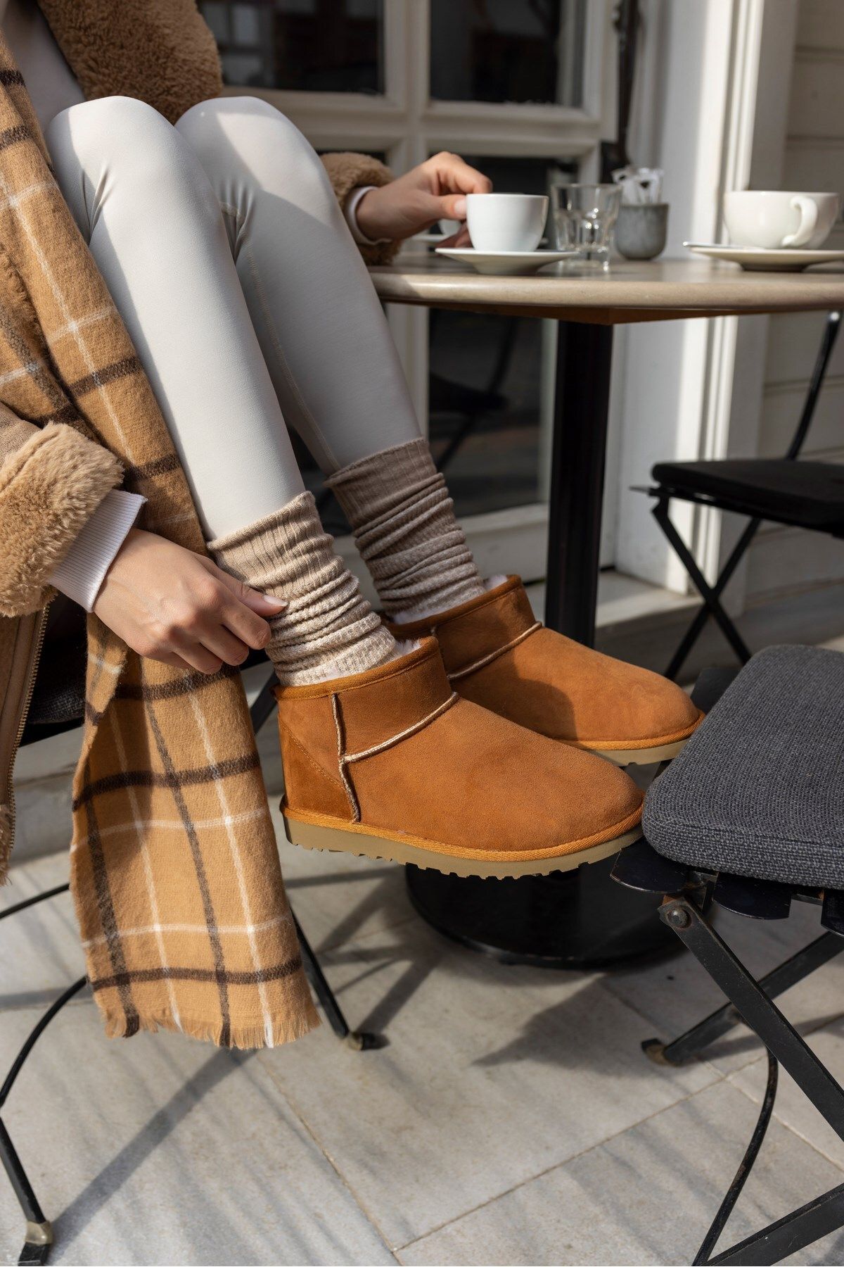 Ugg boots with fur inside top