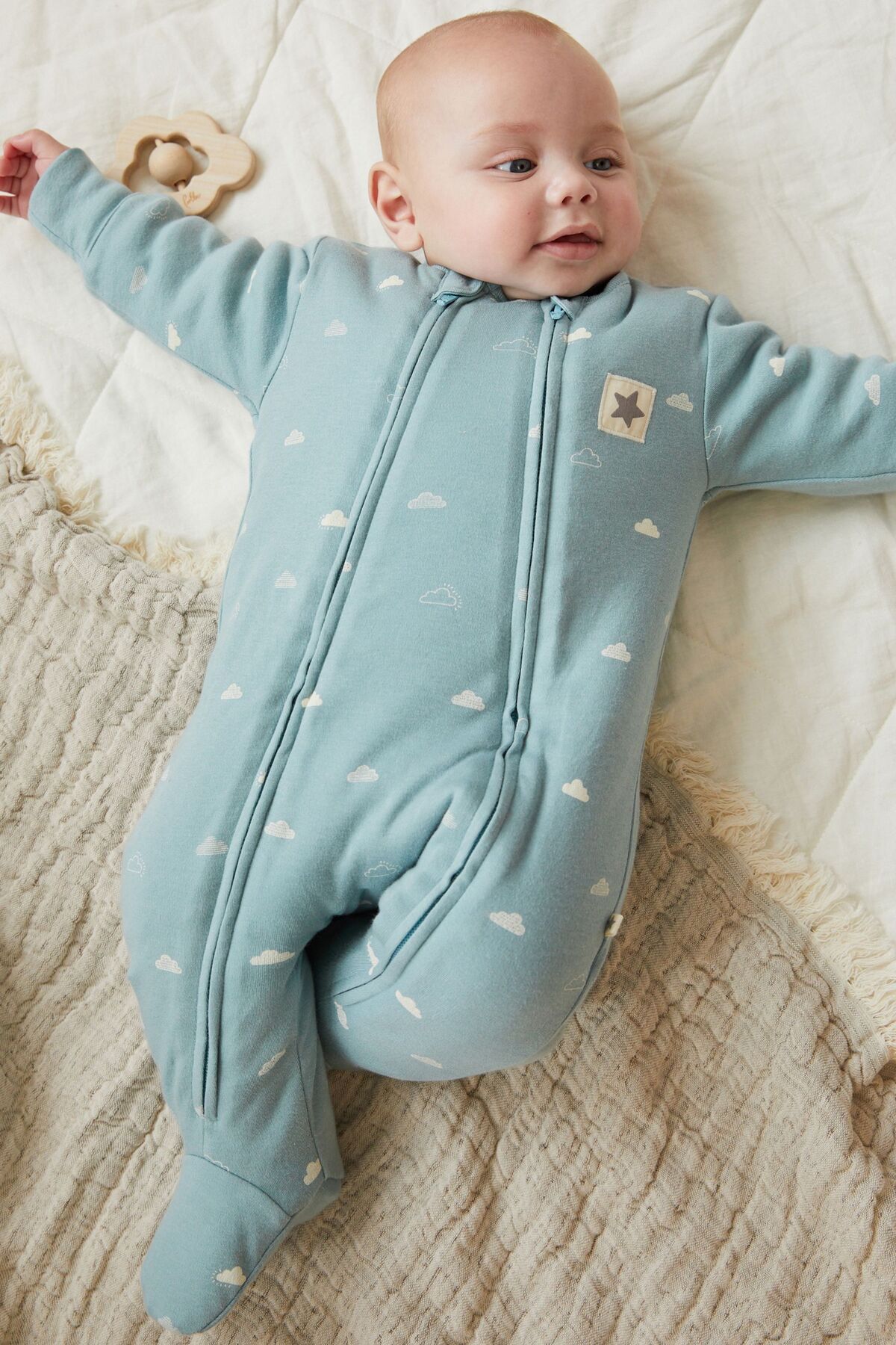 One piece shop sleeping suit