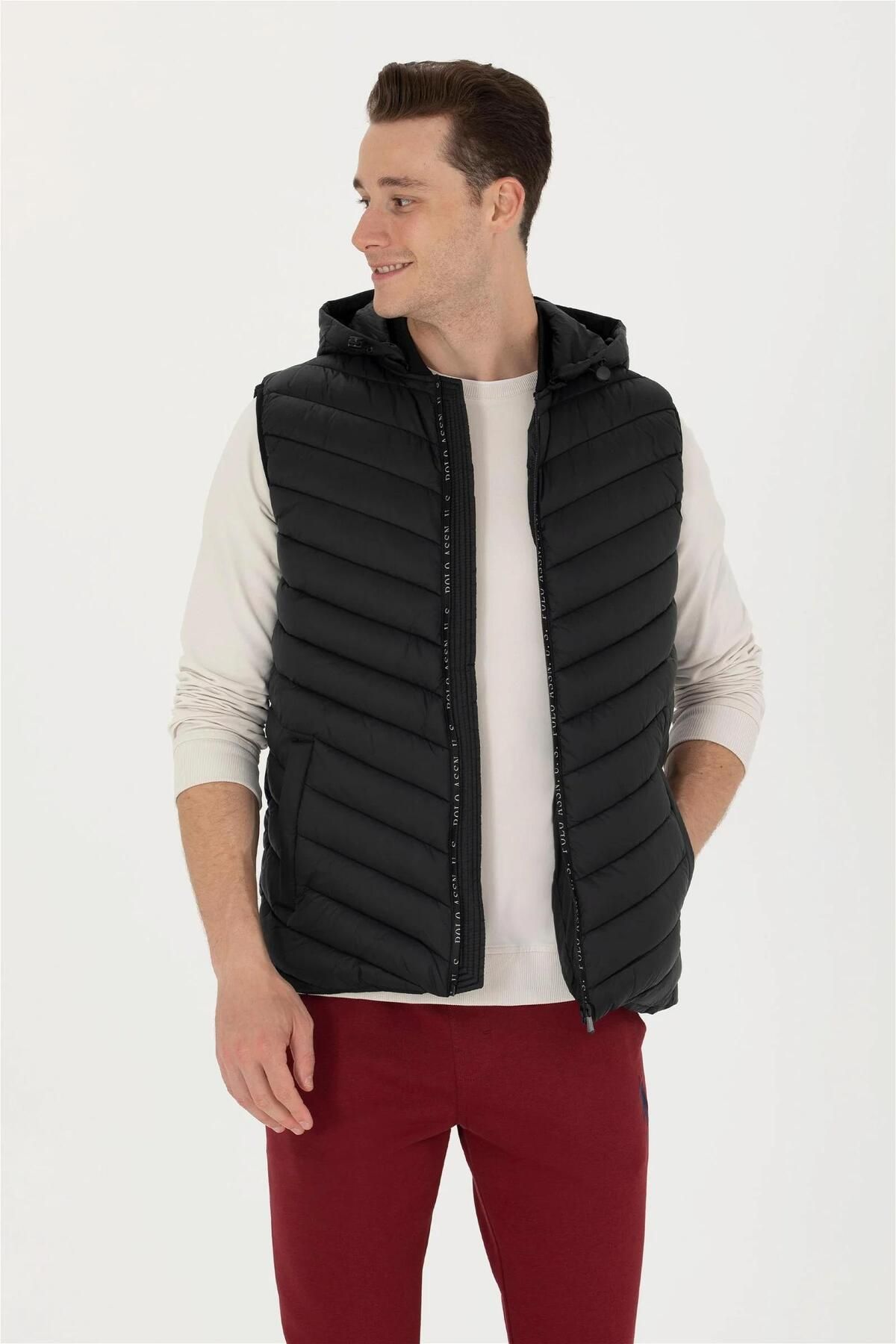 U.S. Polo Assn. Men s Black Vest Trendyol