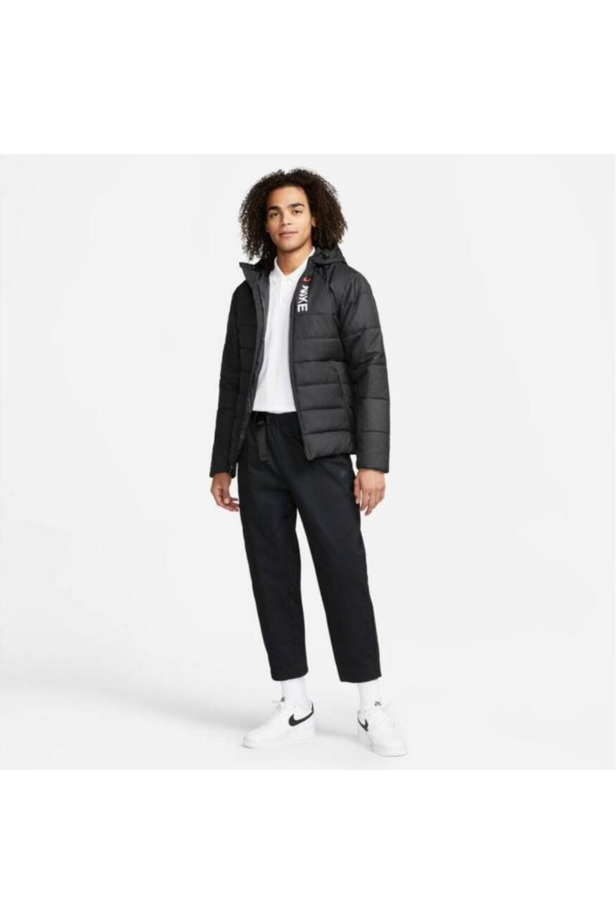 Nike synthetic fill hybrid jacket 2025