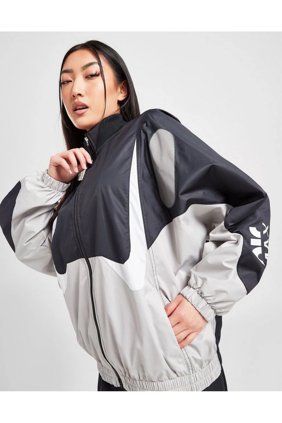 Nike windbreaker pullover women's best sale