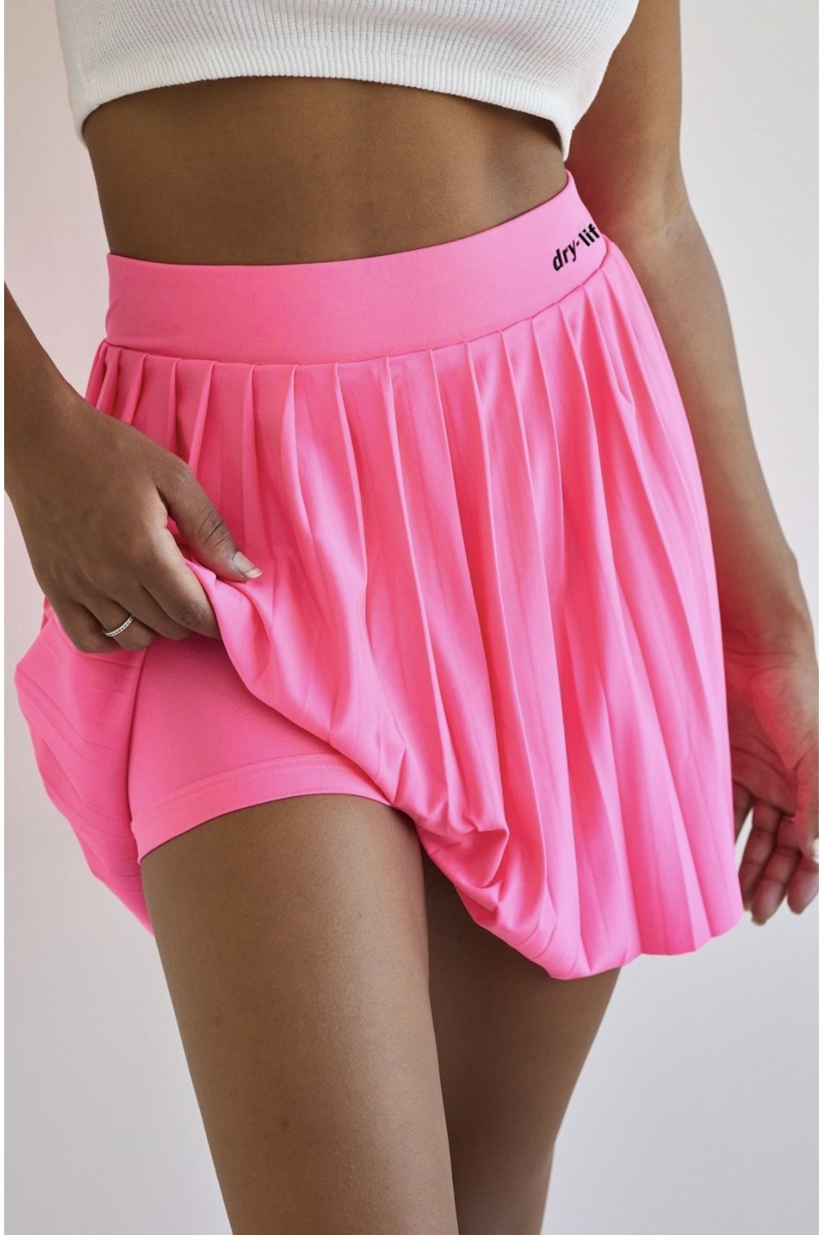 Pleated sports shop skirt