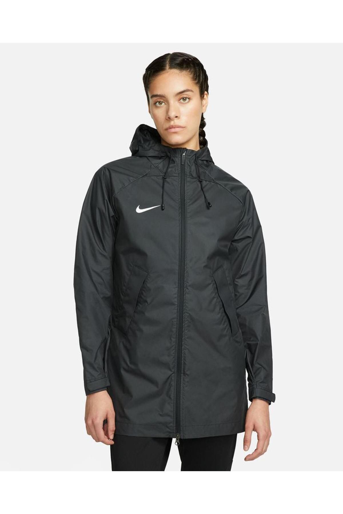 Nike DJ6316 010 S.FIT Acd Pro Women s Raincoat Trendyol