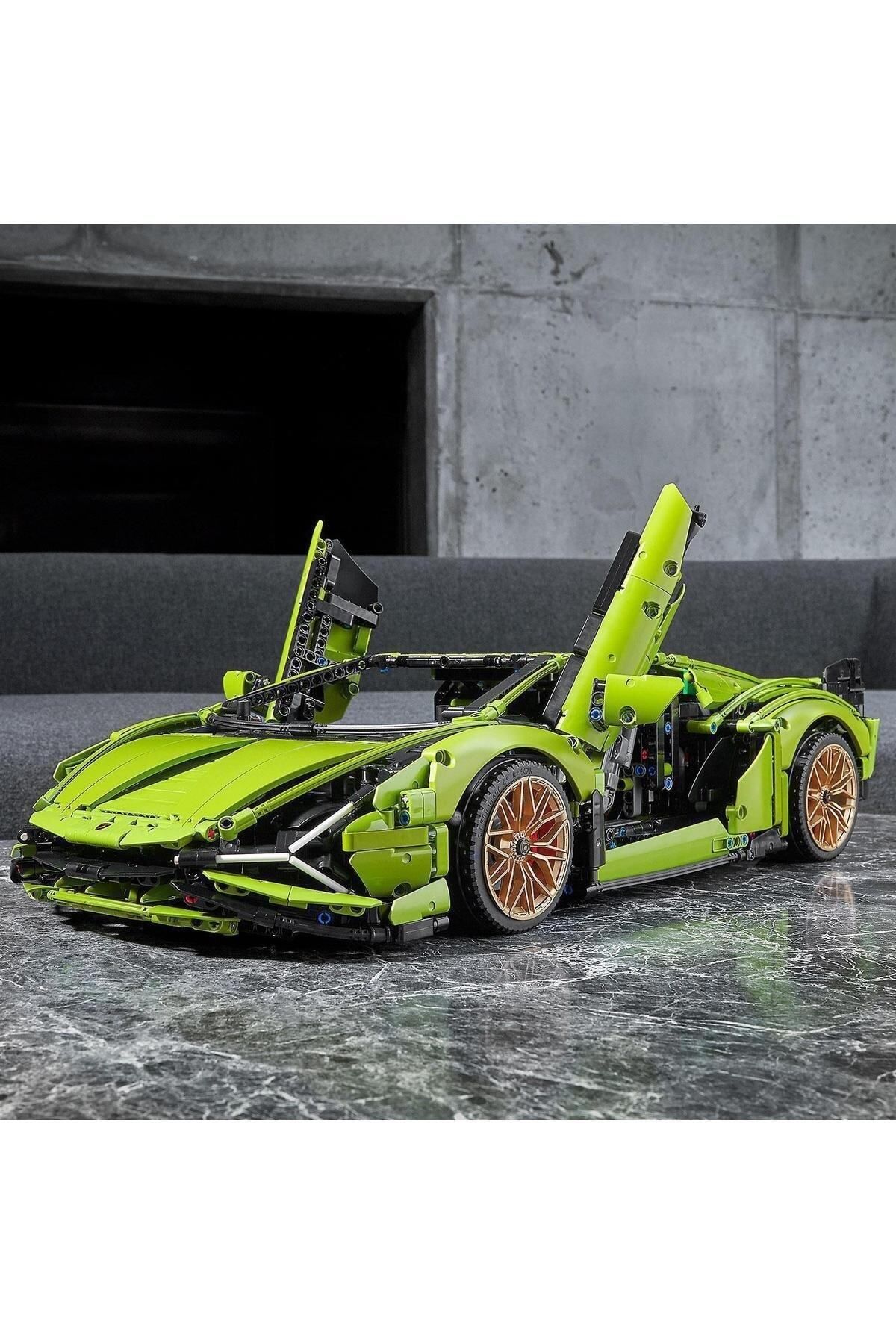 Lamborghini sweatsuit 2025