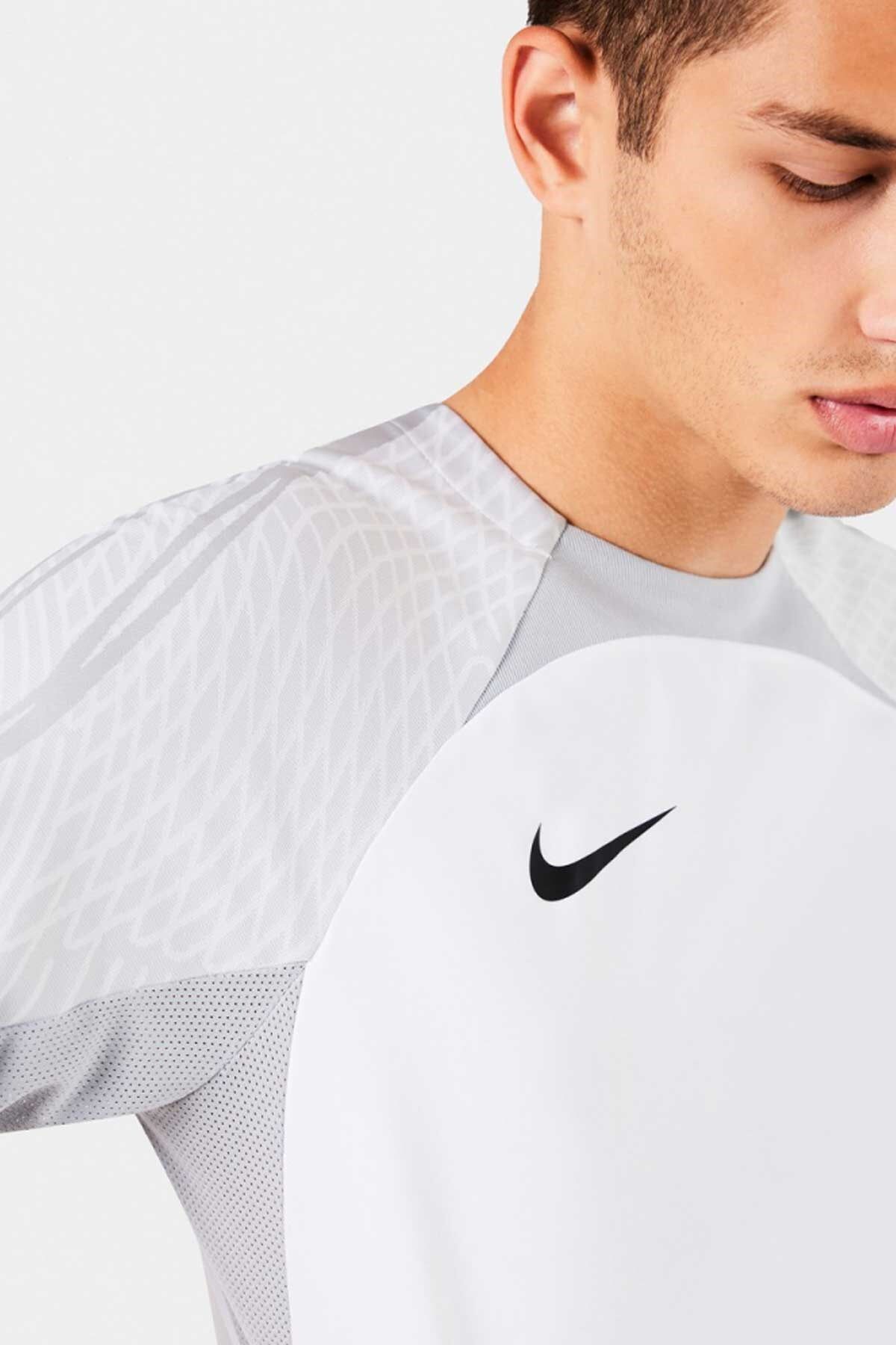 Nike dri fit strike t shirt 2025