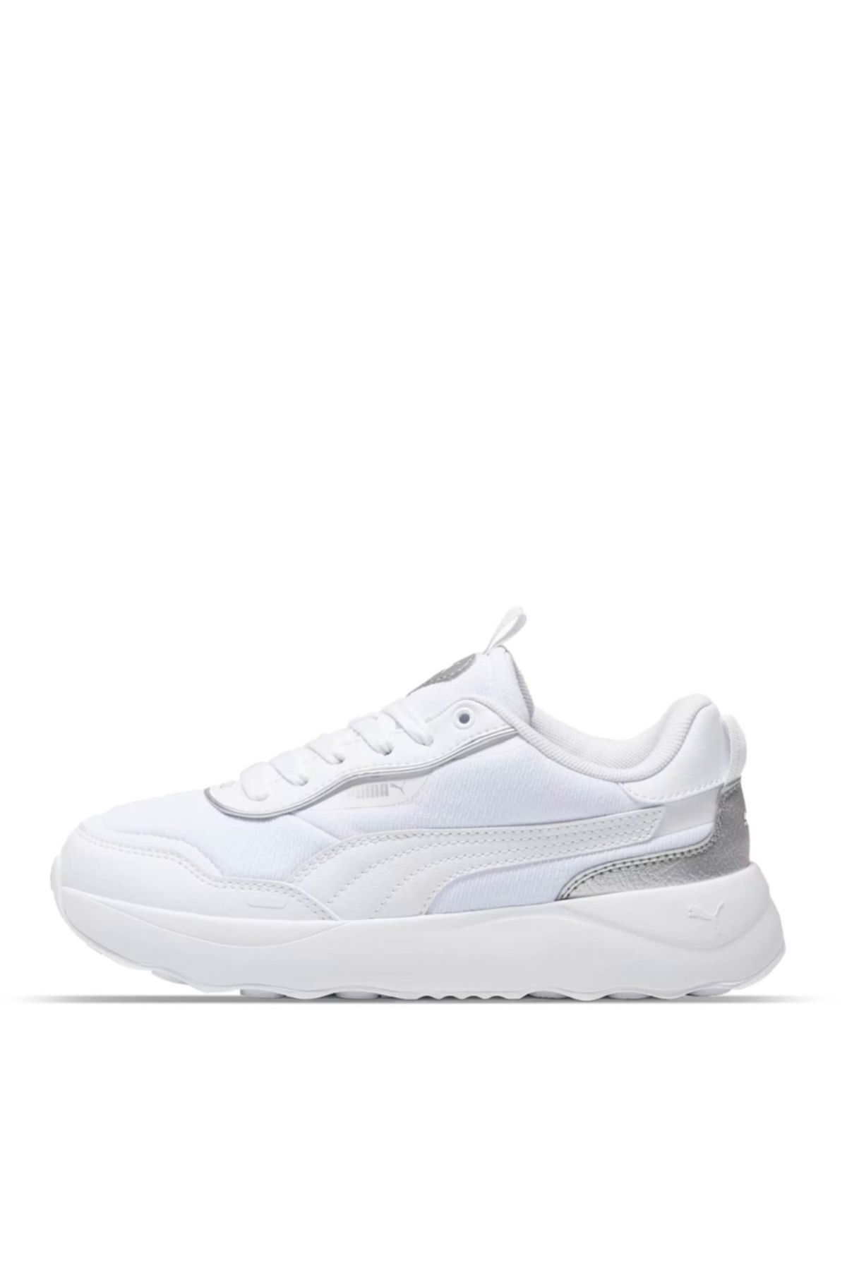 Platform white discount pumas