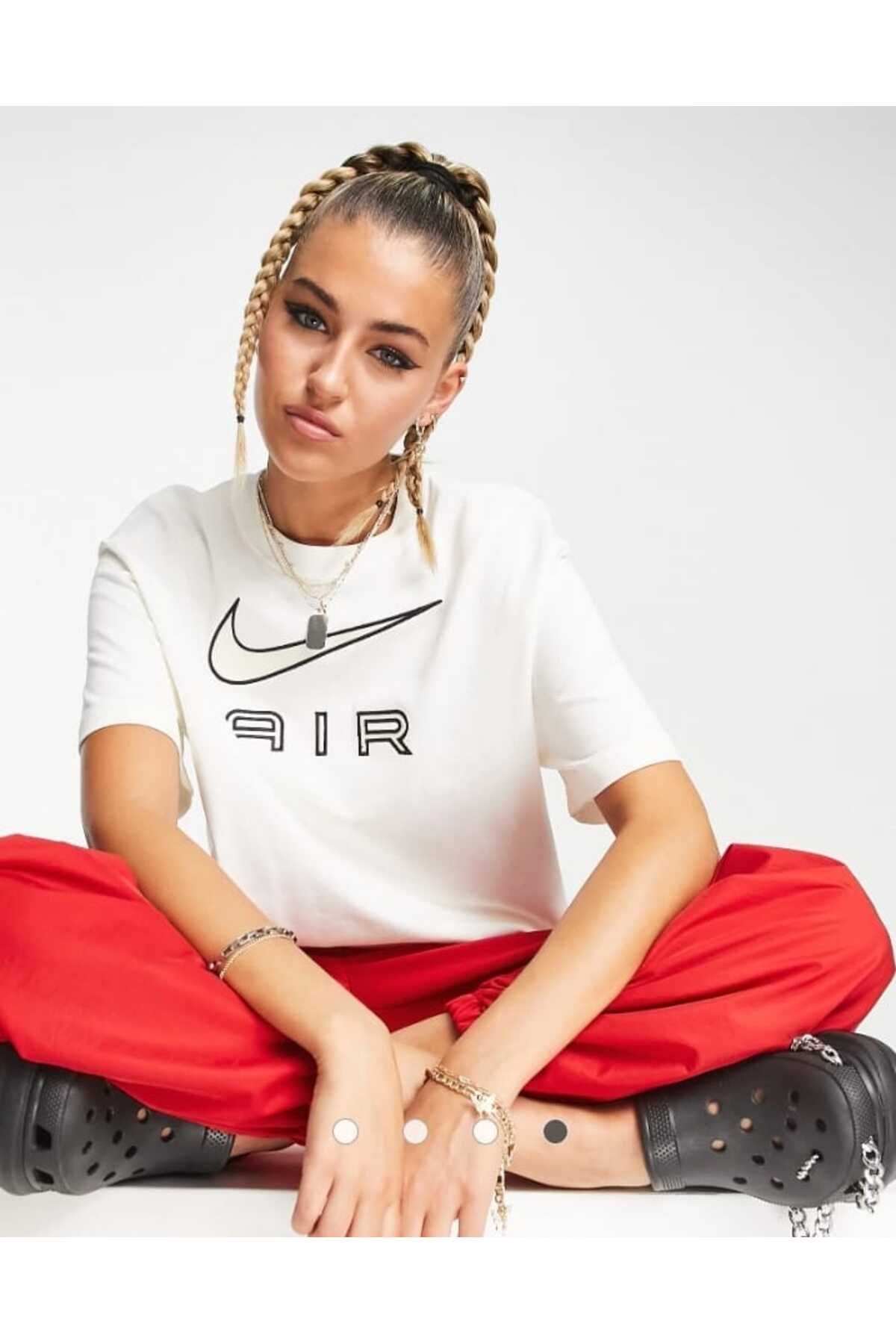 Nike air oversized sale t shirt