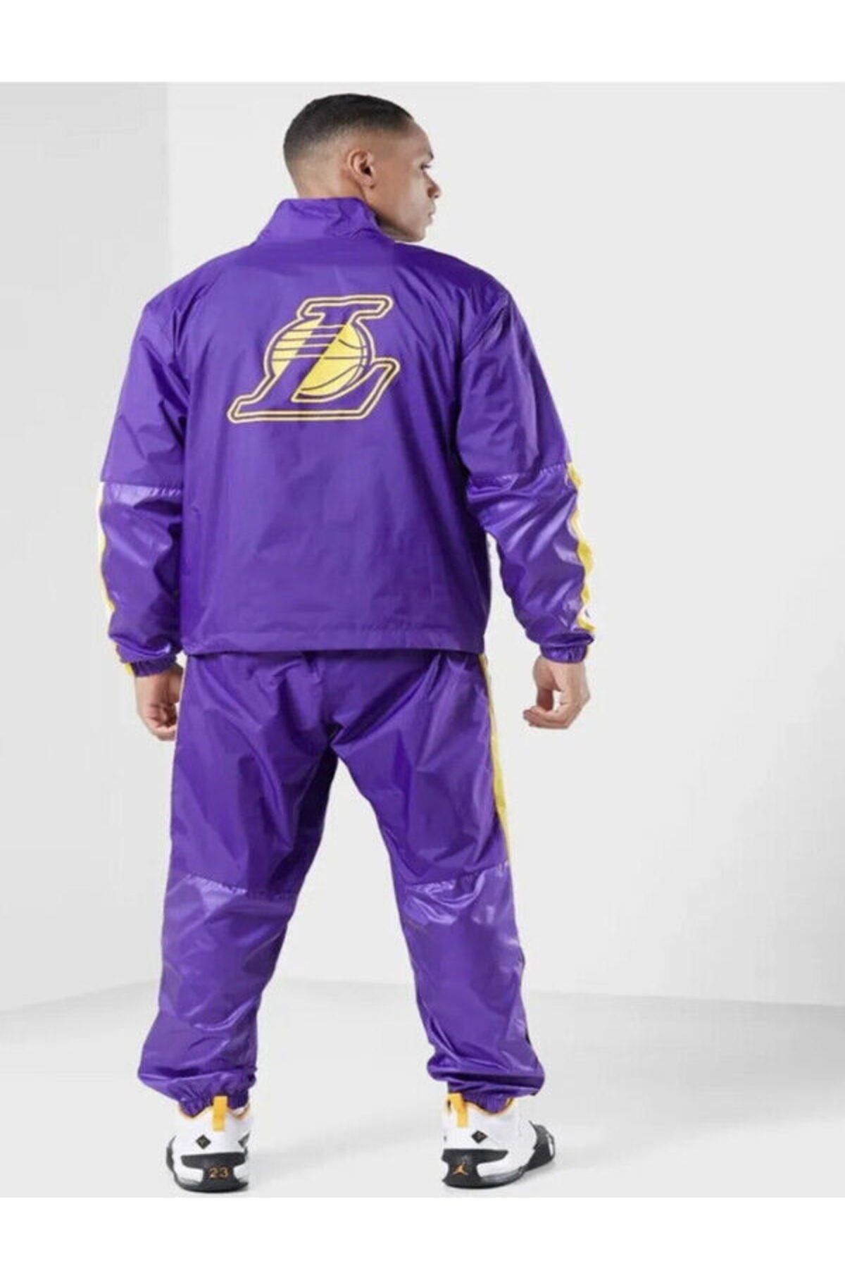 Lakers shop courtside tracksuit