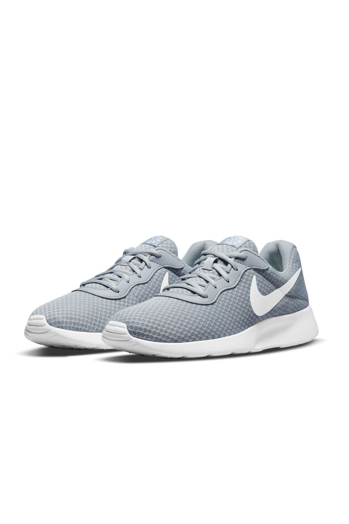 Nike mit absatz new arrivals