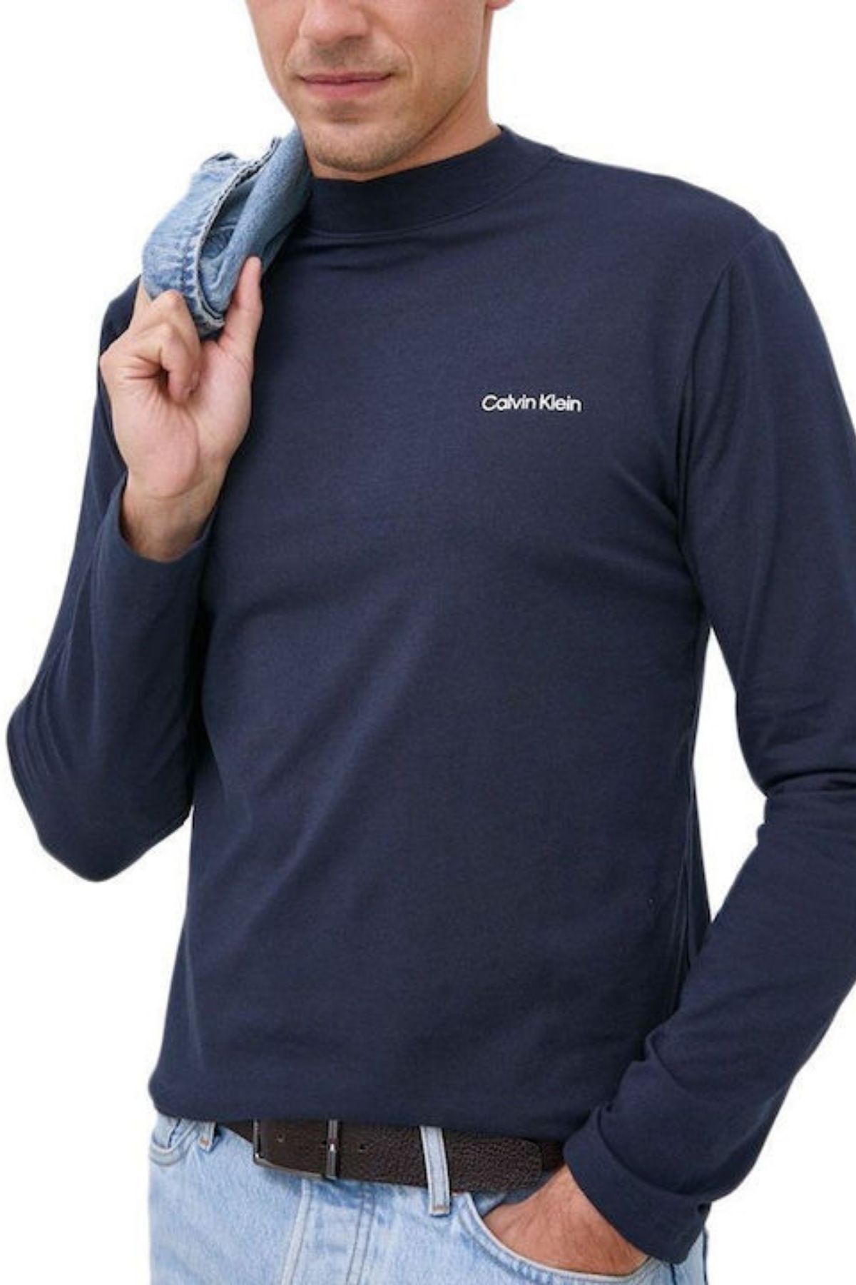 Blue calvin shop klein sweatshirt