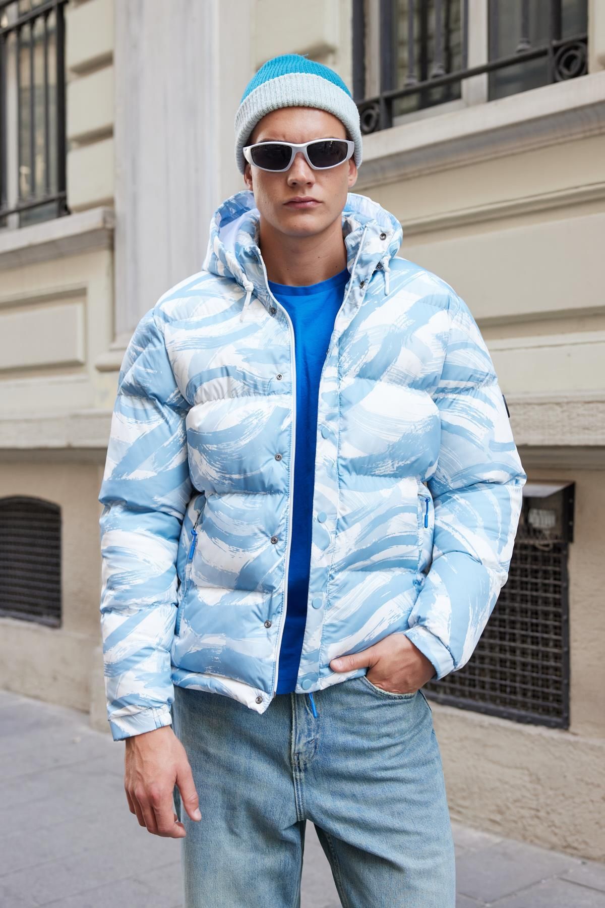 Light blue puffer jacket mens online