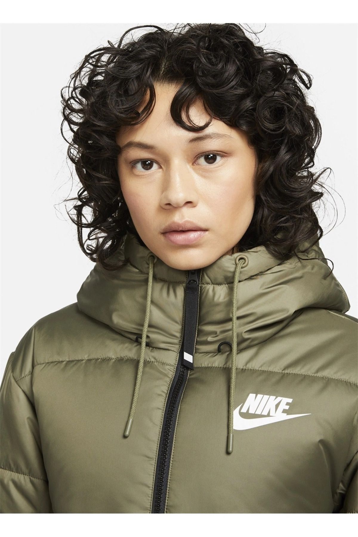 Nike women's store sportswear jacket