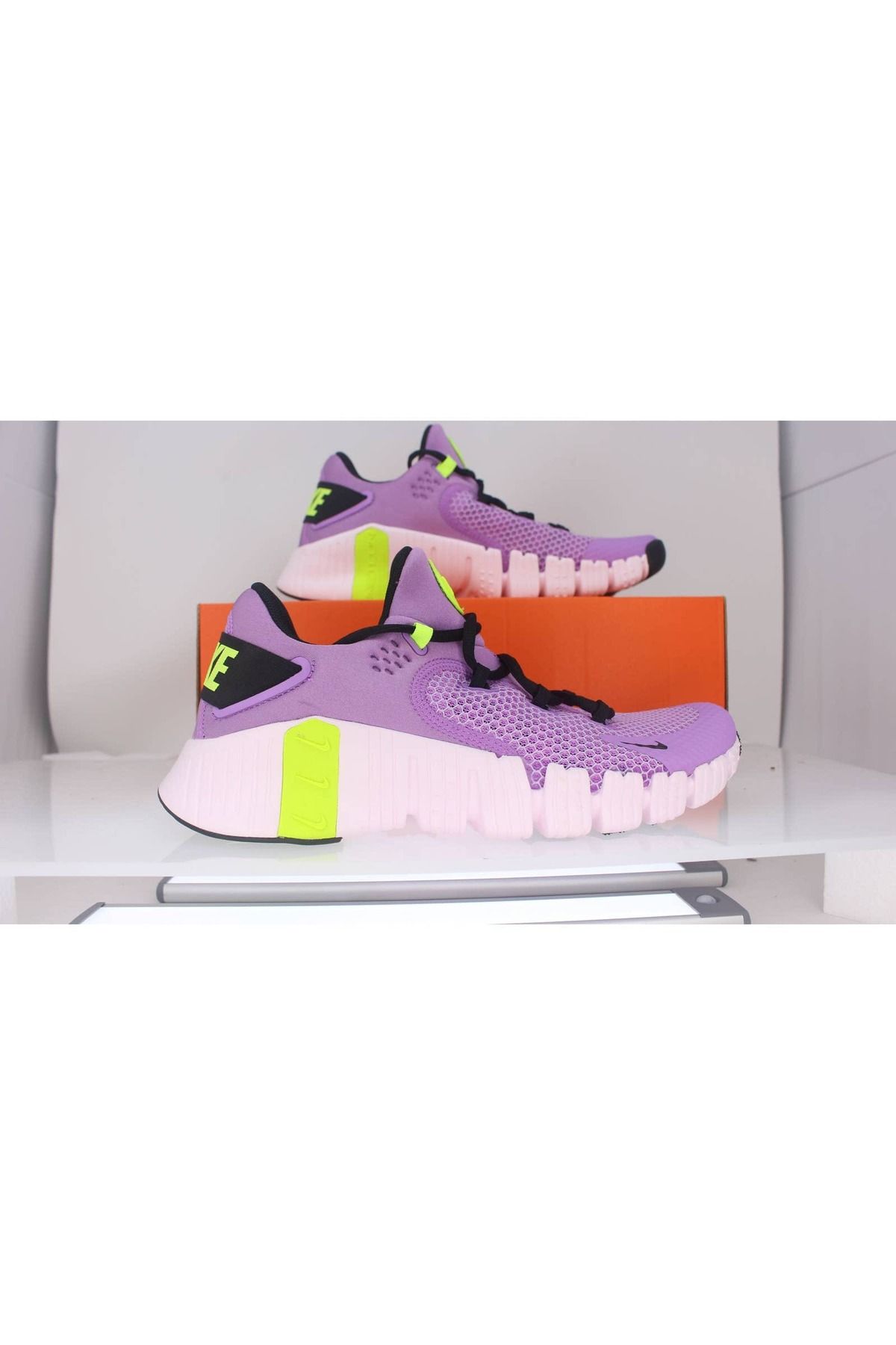 Nike Free Metcon 4 Training Women s Sports Shoes Trendyol