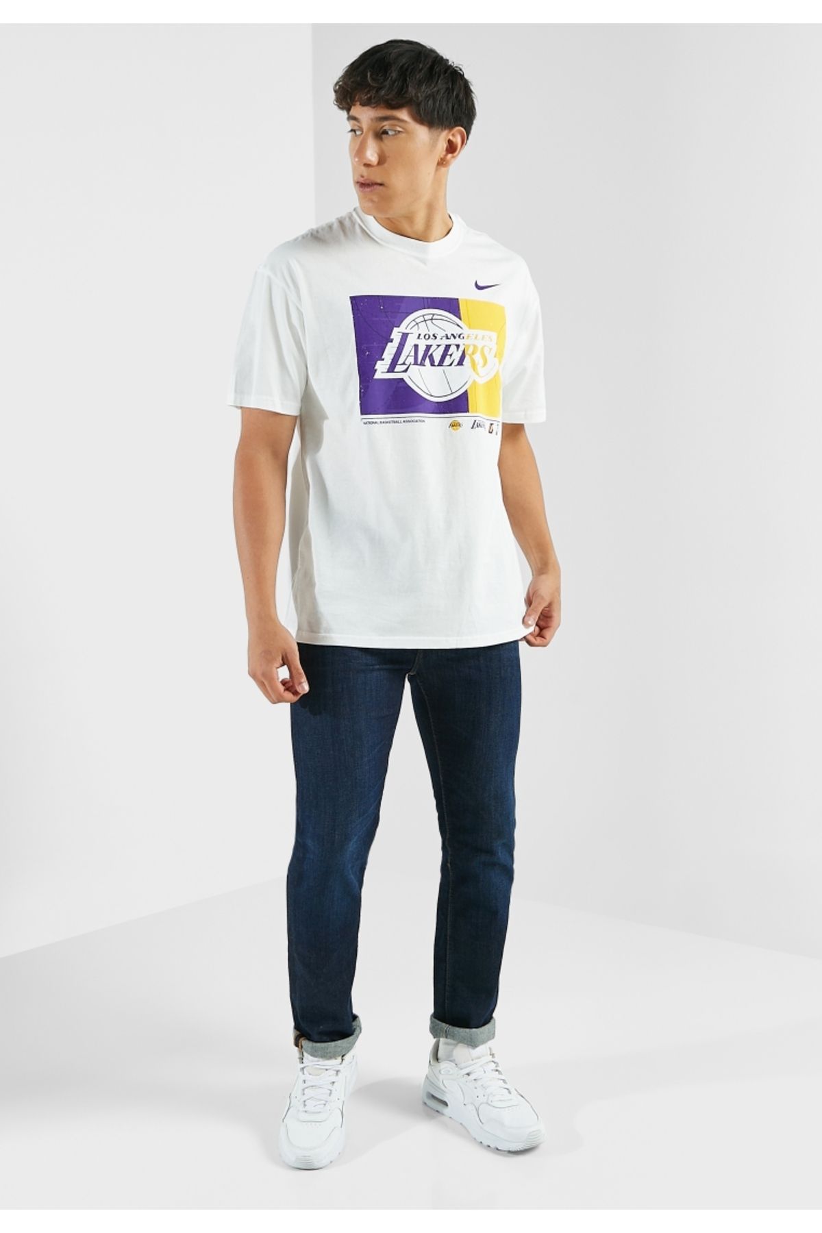 Nike lakers t shirt deals white