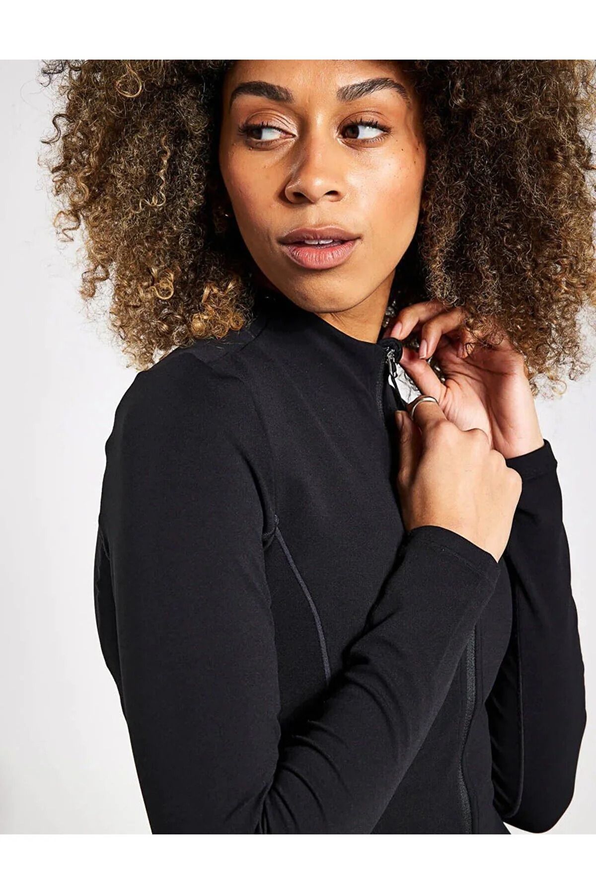 Nike women's fitted best sale jacket