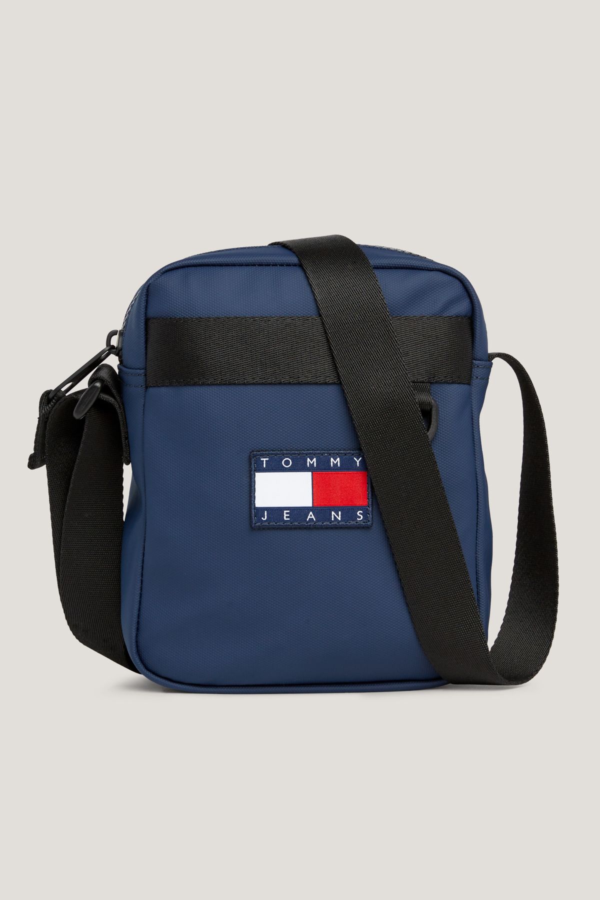 Navy tommy hilfiger bag on sale