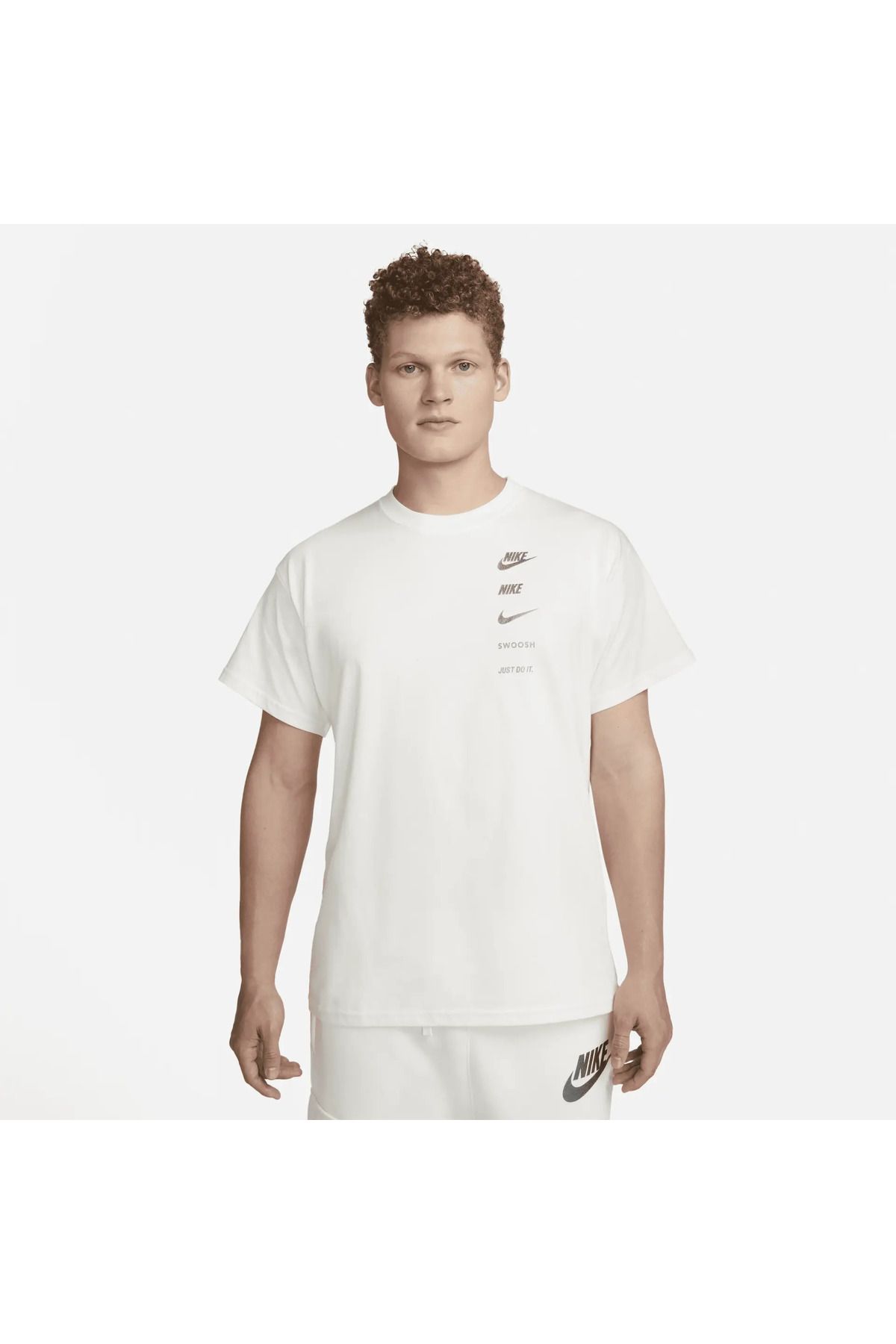 Nike gold cheap t shirt