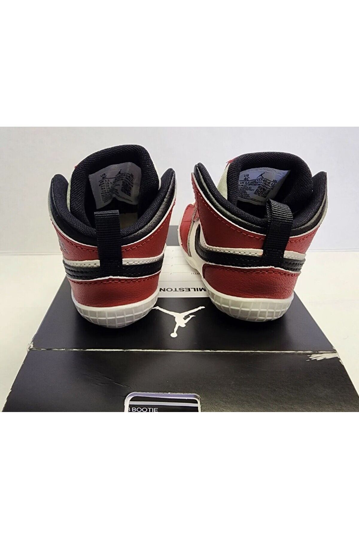 Air jordan shop baby booties