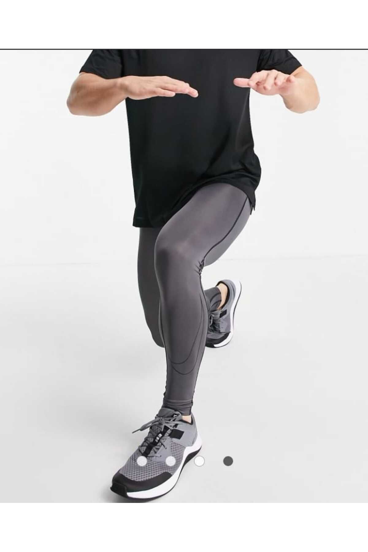 全新未剪牌Nike Pro Men's Tights 男裝黑色Black Base Layer Leggings Size M 中碼2款, 男裝,  褲＆半截裙, 沙灘褲- Carousell