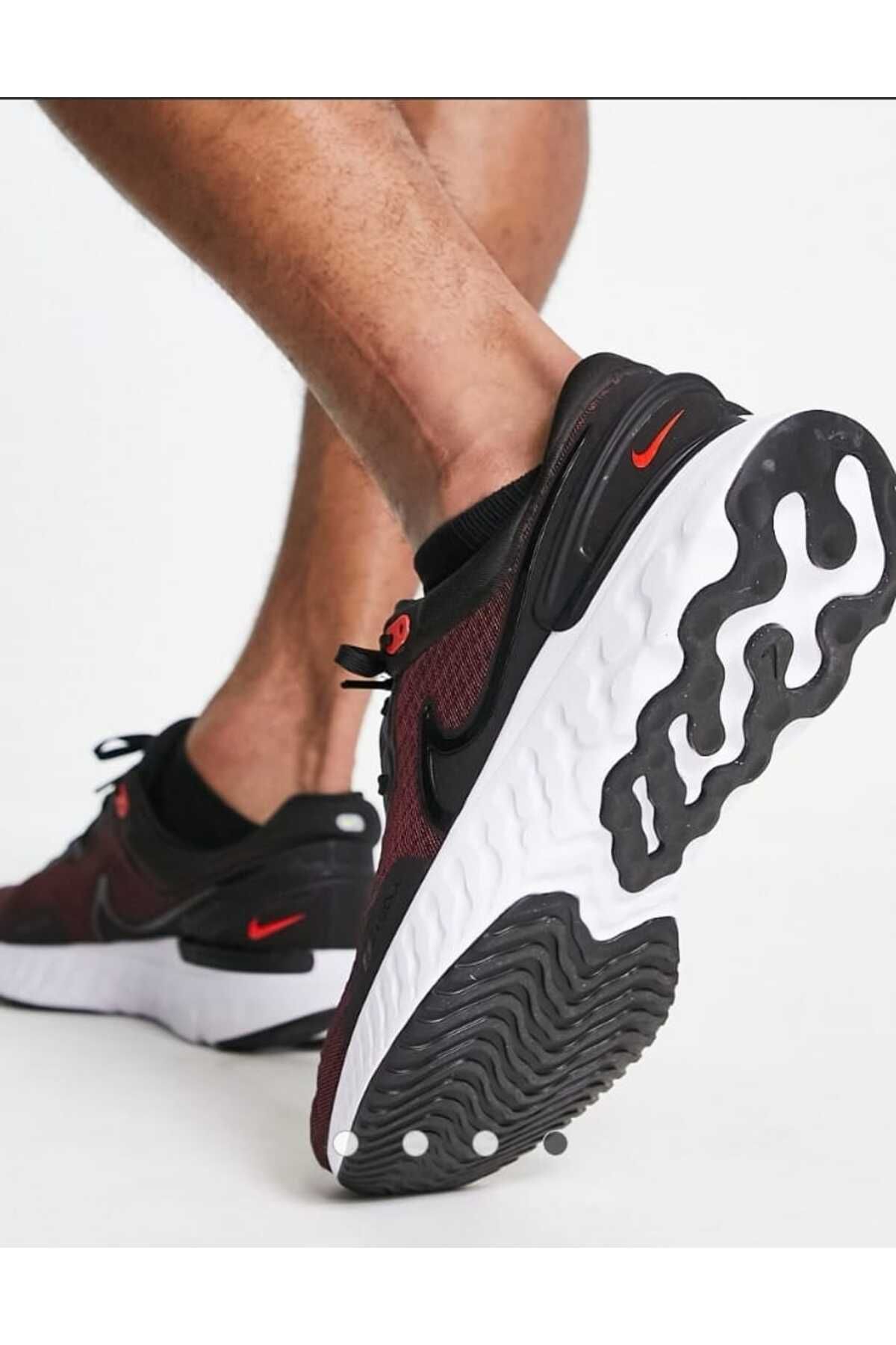 Nike narrow men's running 2024 shoes