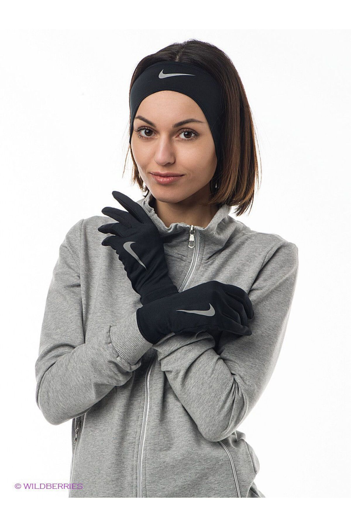 Nike gloves and outlet scarf