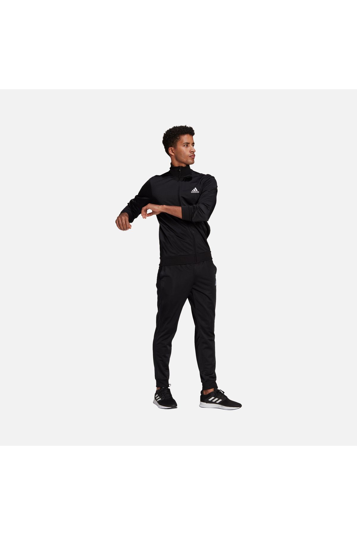 Adidas shop tracksuit small