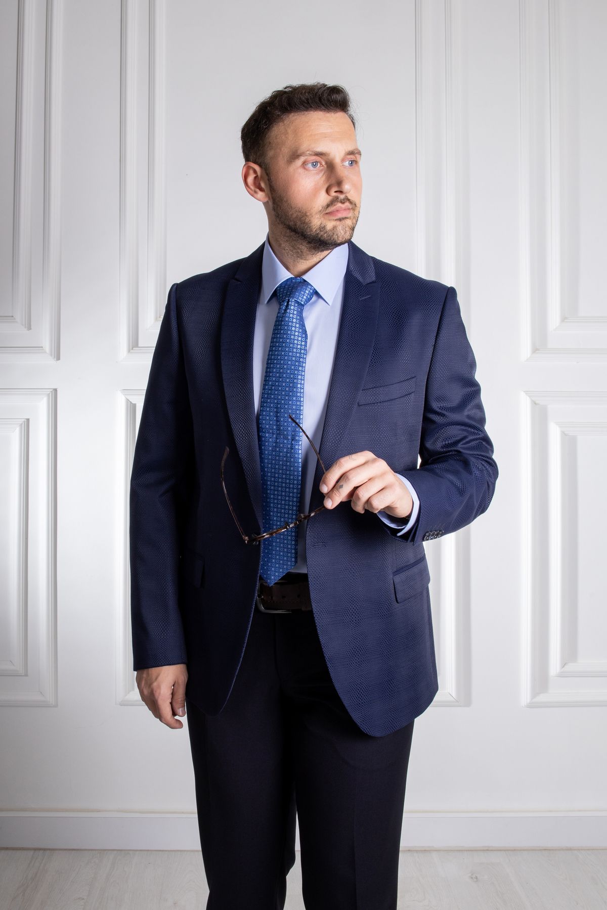 Navy blue suit for interview clearance