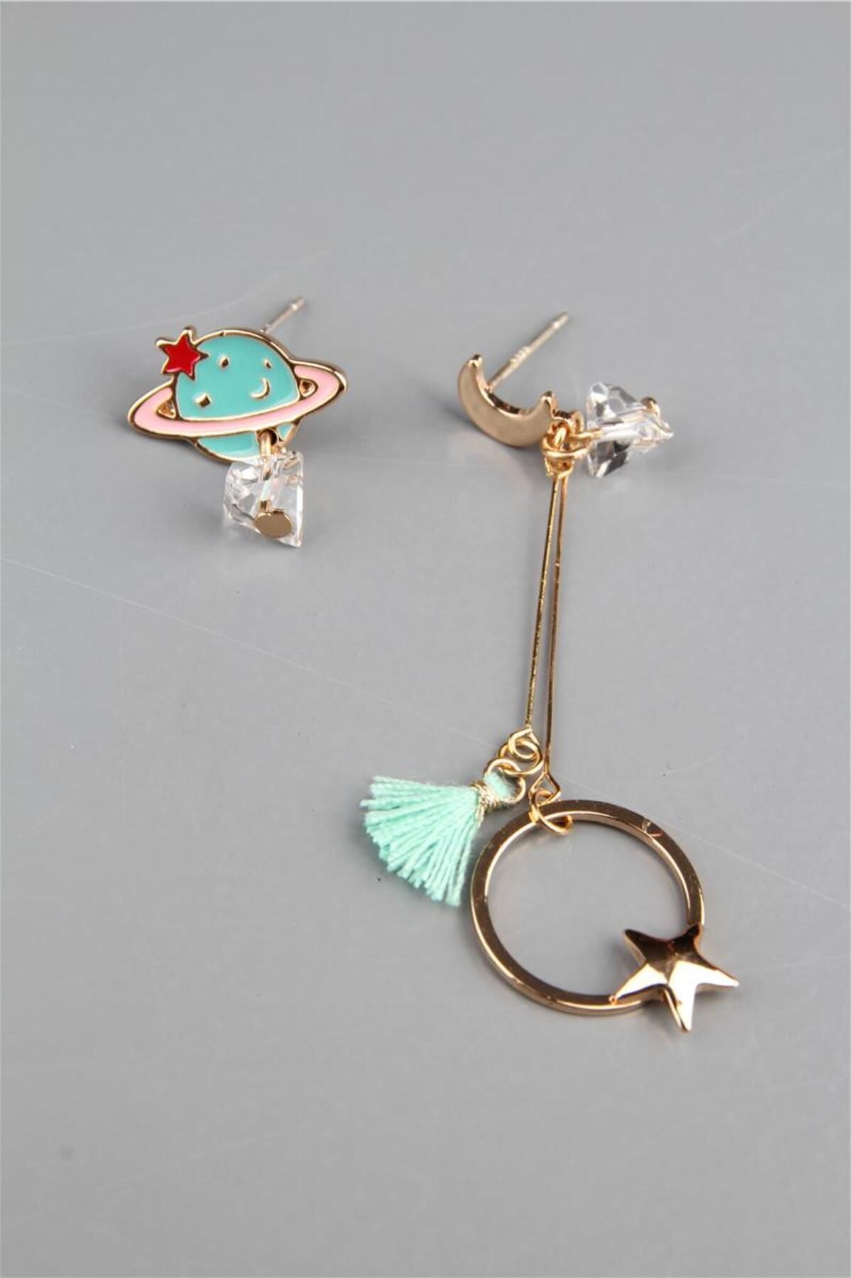 Asymmetrical star moon earrings deals
