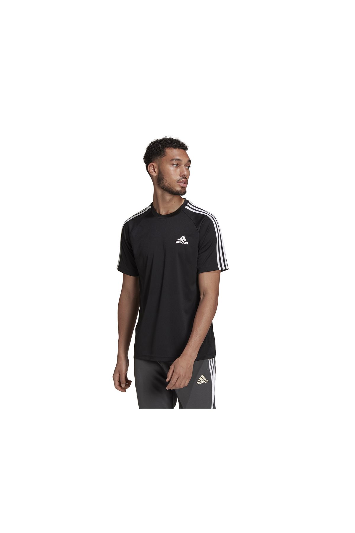 adidas Men s Training T shirt Suitable for Daily Use and Sports