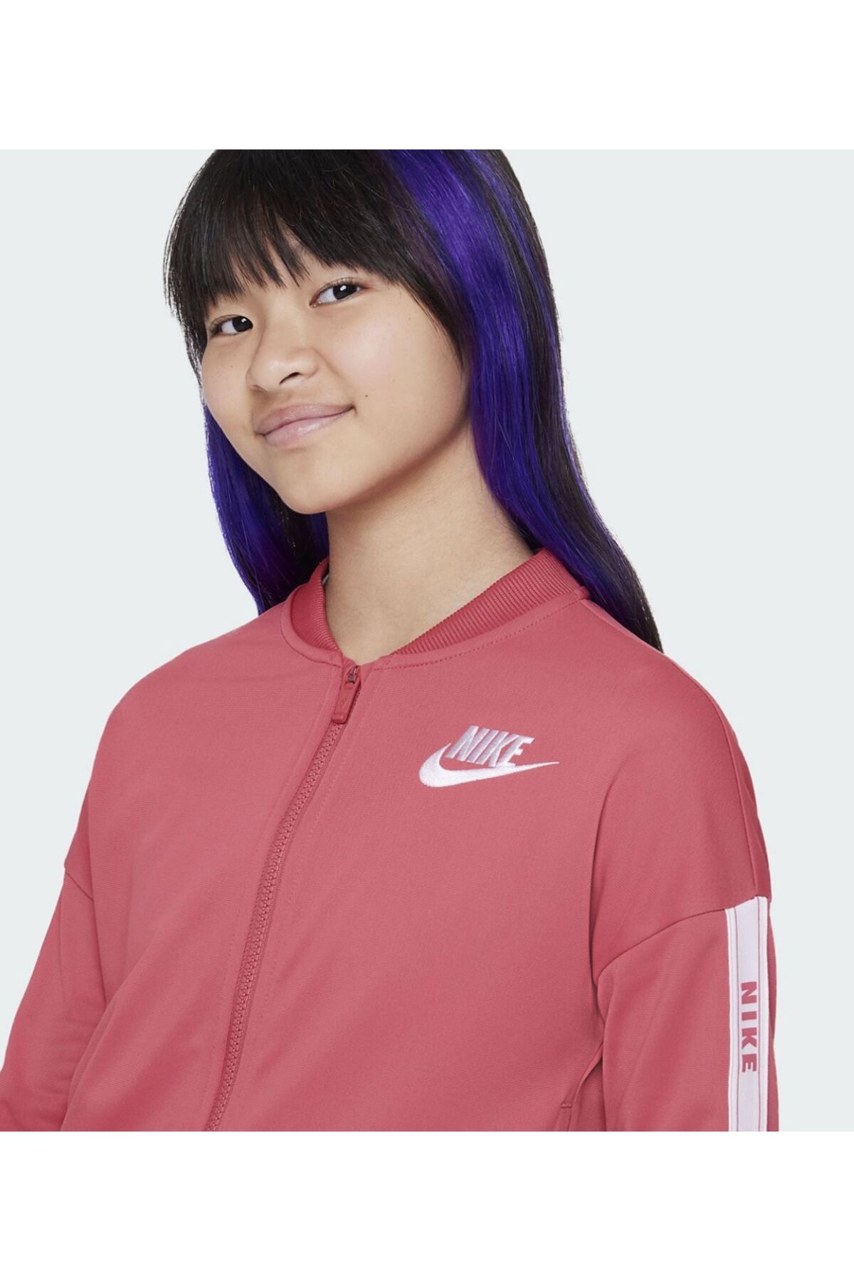Black and purple top nike sweatsuit