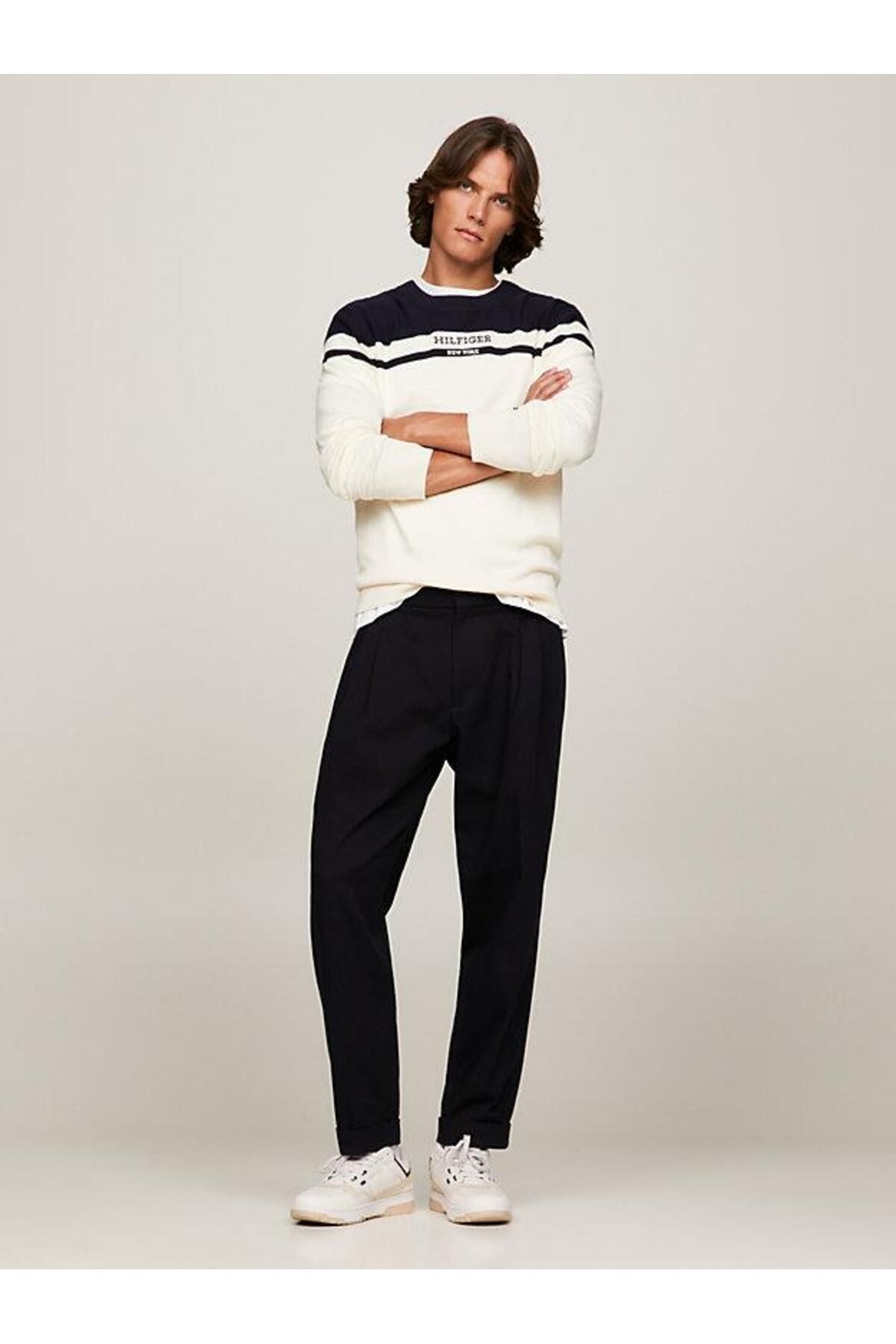 Tommy hilfiger sweater and sweatpants 2025