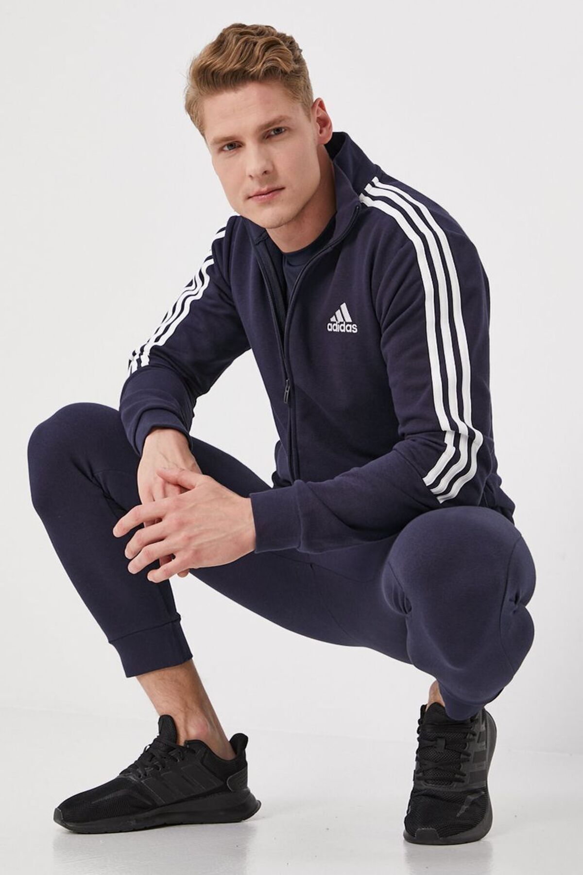 adidas Comfortable Cut Men s Tracksuit Suitable for Daily Use and