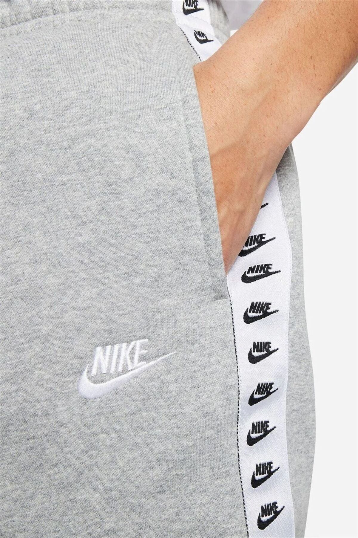 Nike Sweatsuit set Gray Regular fit Trendyol