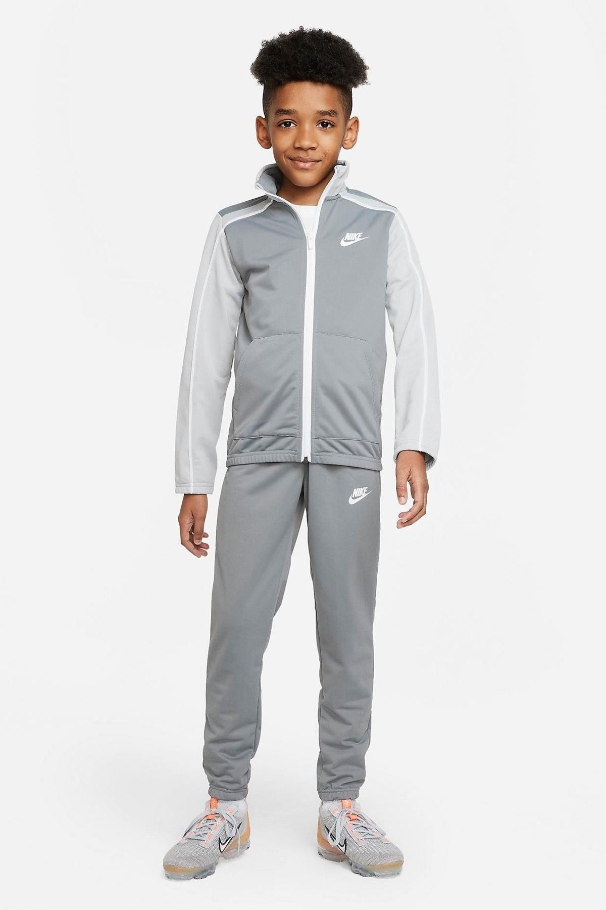 Nike on sale sweatsuit gray