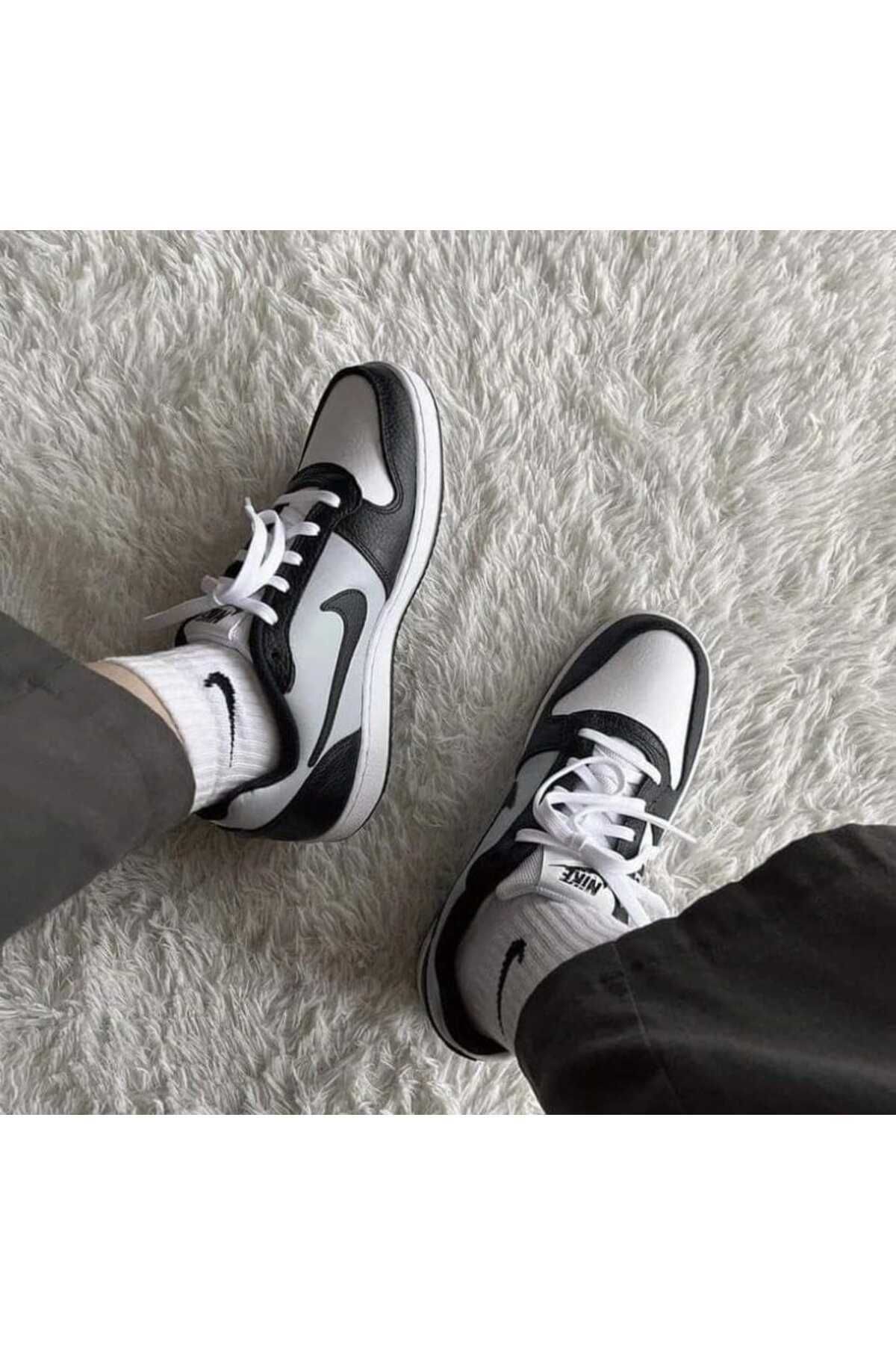 Nike flat shoes online white