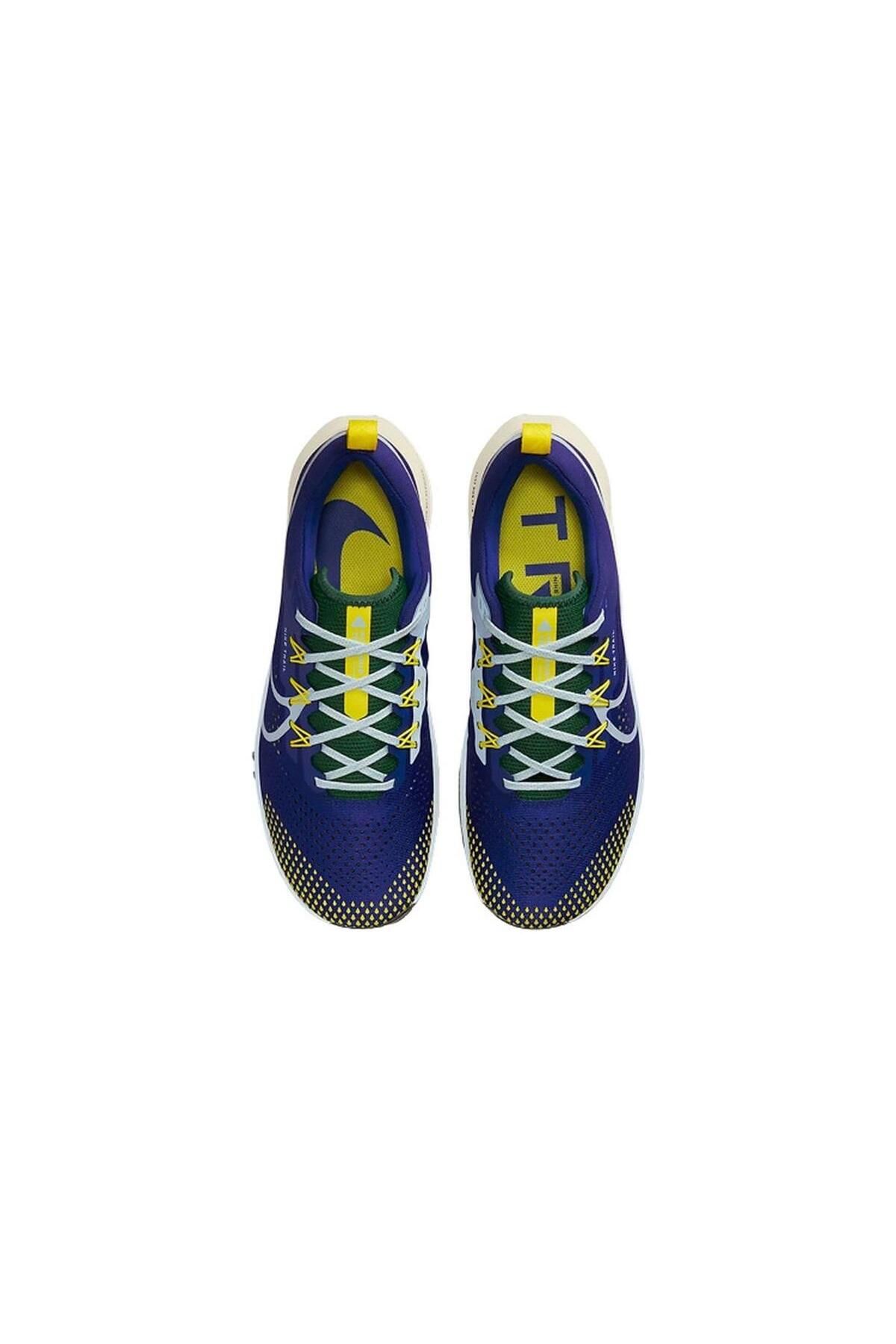 Free tr v8 blue training shoes deals