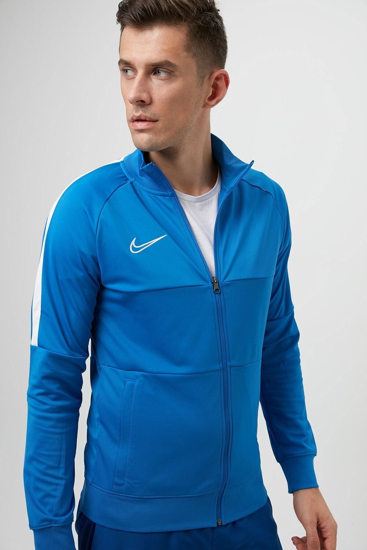 Nike Sports Jacket White Regular fit