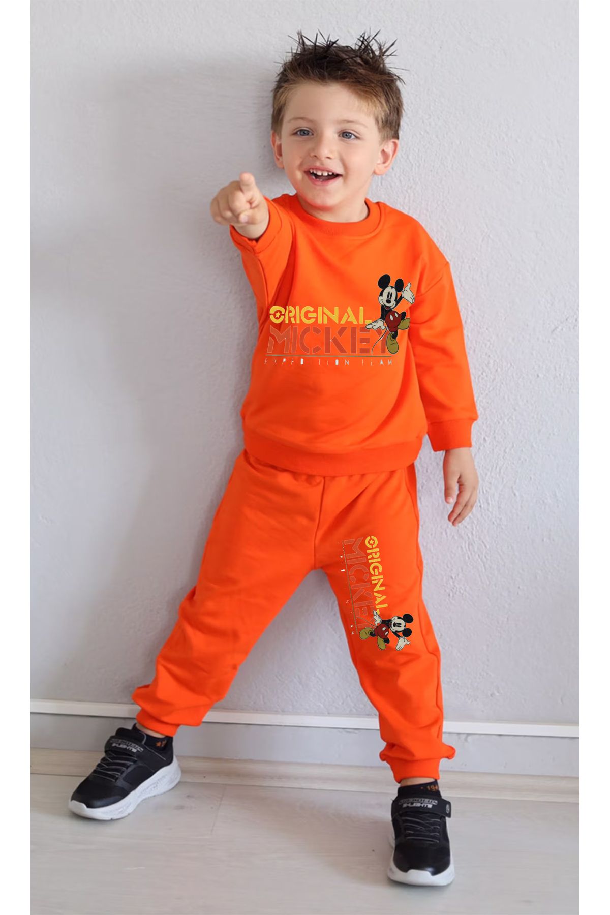 Orange sweatsuit kids shop