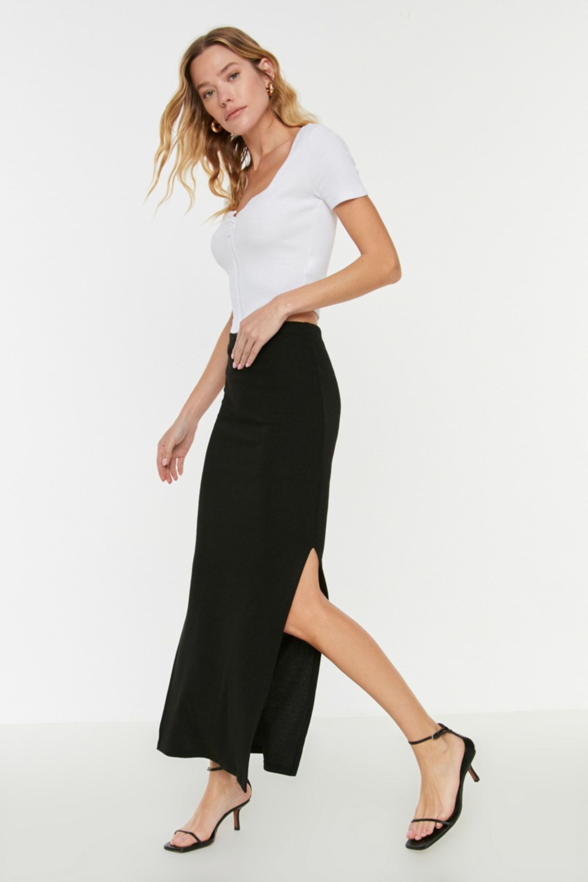 High Waisted Pleated Side Pocket 2-in-1 Plain Skirt