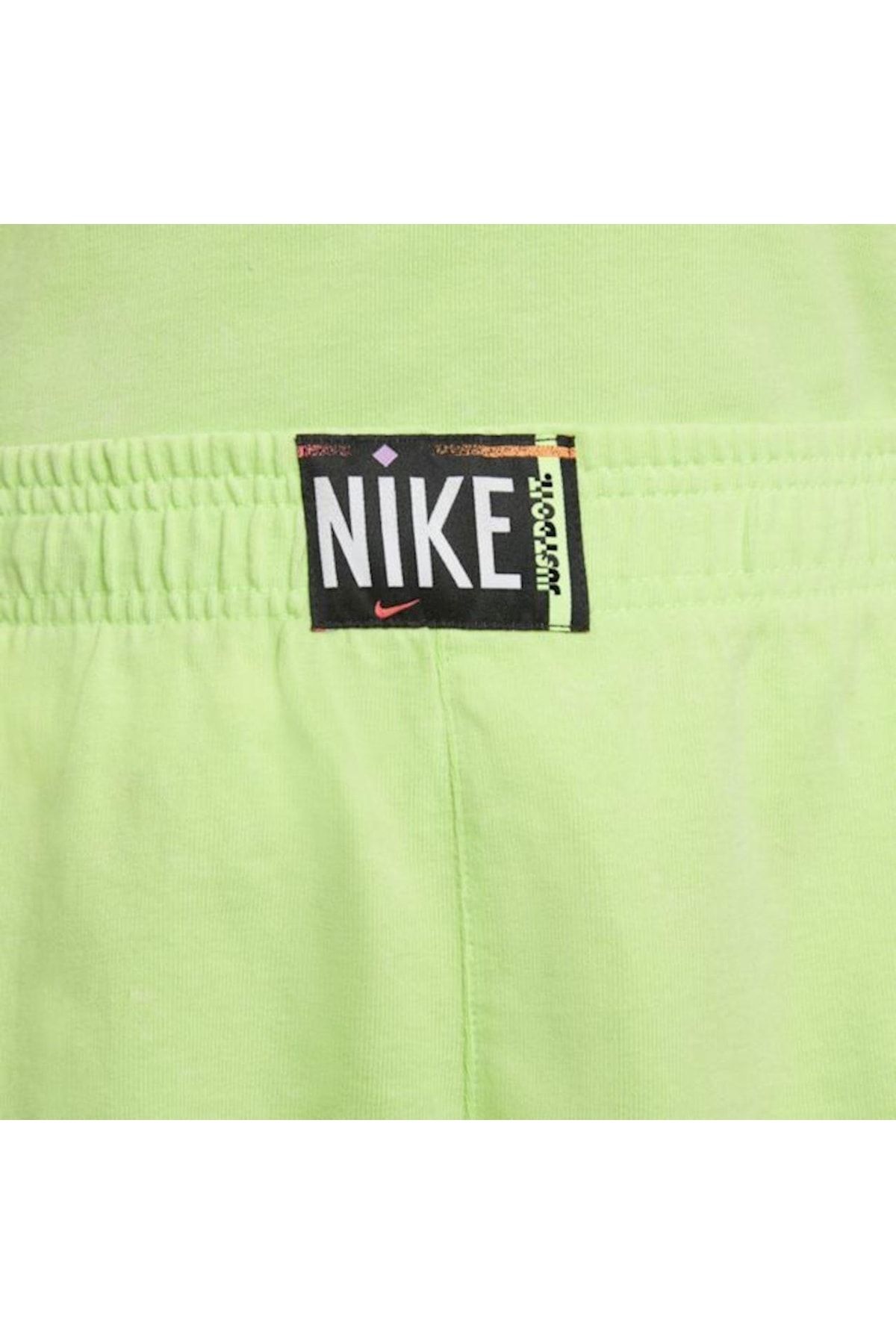 Nike Sportswear Women s Washed Shorts Women s Sports Shorts Green