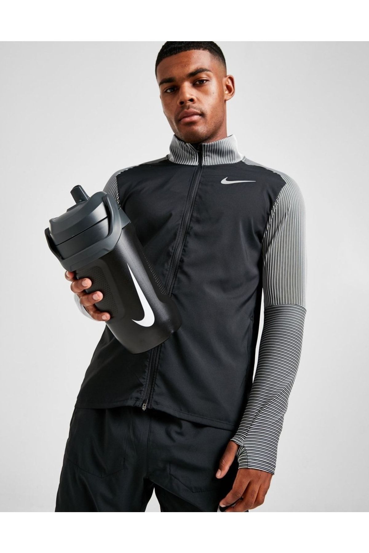 Nike 64 oz water bottle top