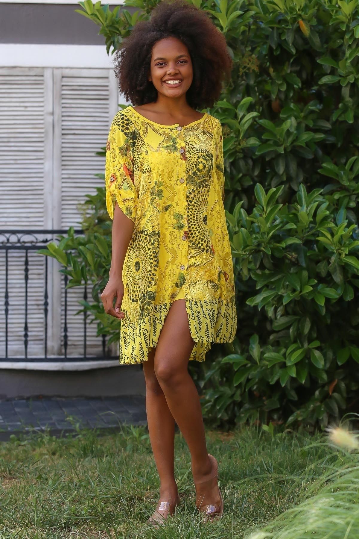 Chiccy Women s Yellow U Neck Three quarter Sleeve Midi Buttoned
