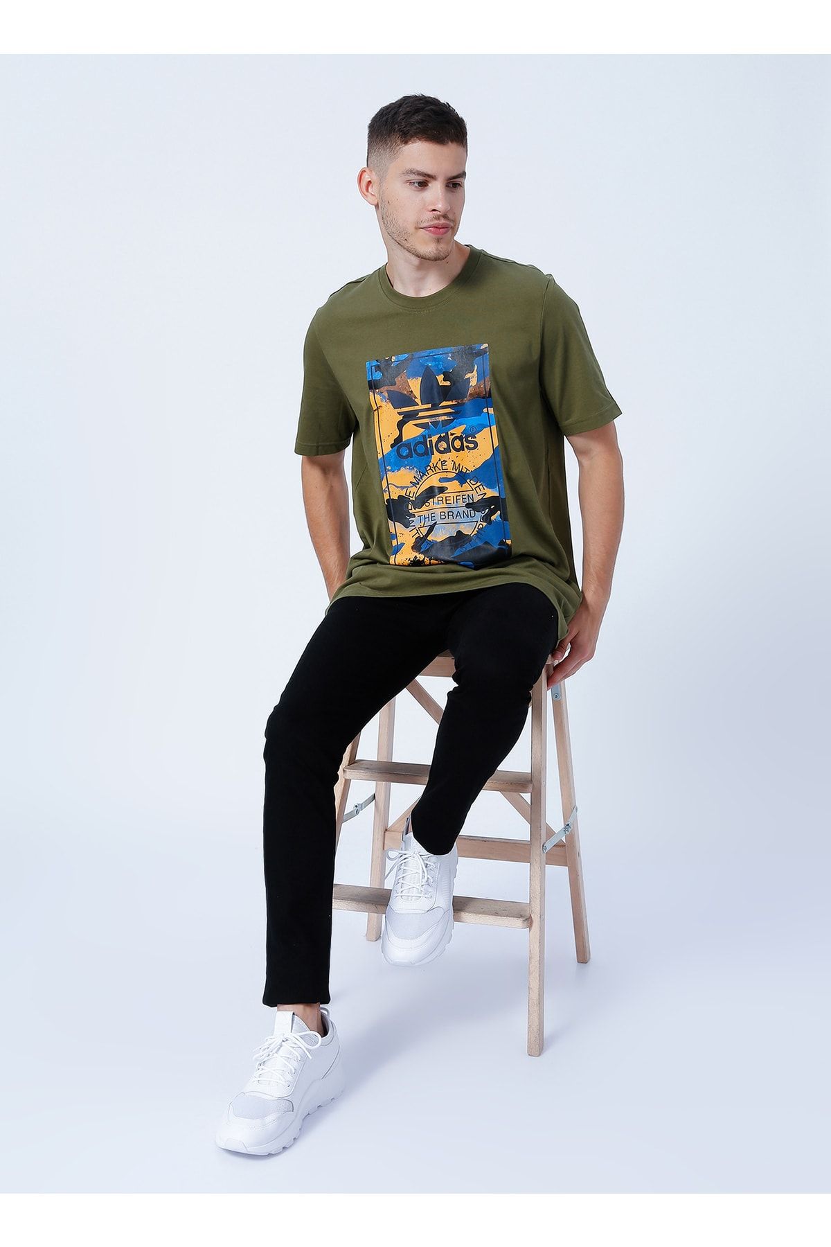 Mens green 2025 adidas t shirt