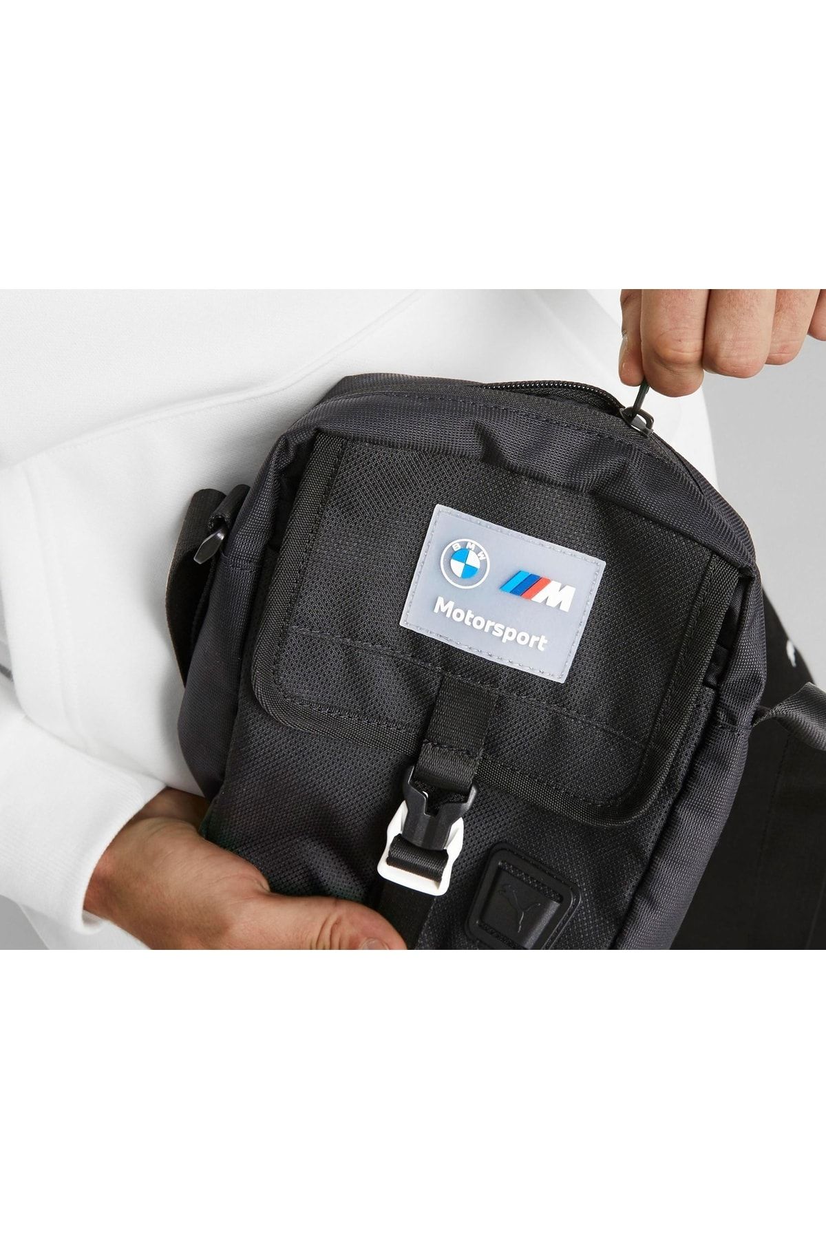 Puma bmw motorsport deals messenger bag