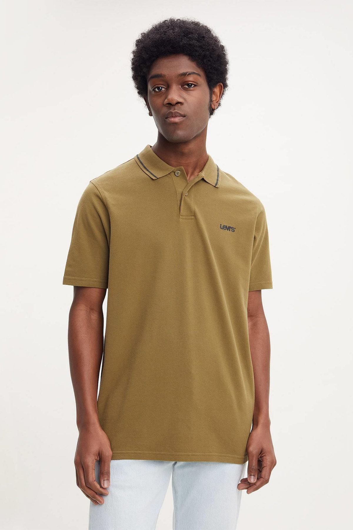 Green levis 2025