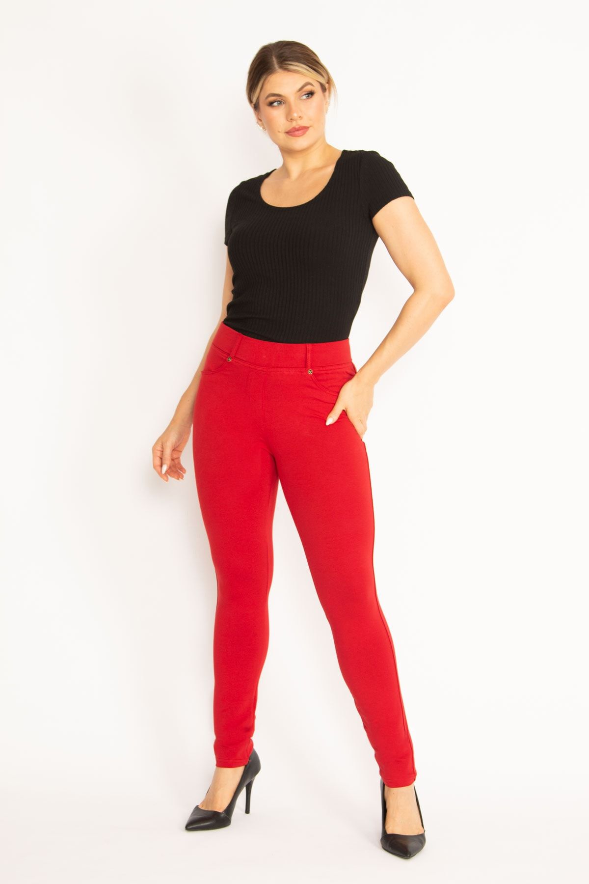 Leggings with online front pockets